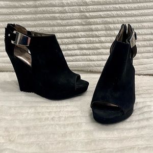 Carlos by Carlos Santana Black Wedge Heels, Size 7.7M